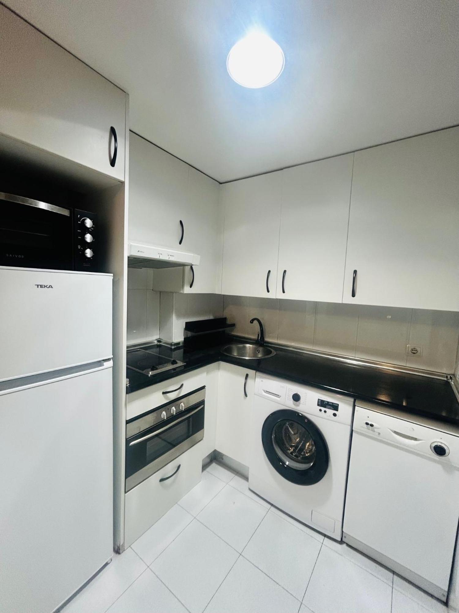 Apartamento Belfast Con Wifi, Piscina Y Netflix Мадрид Екстер'єр фото